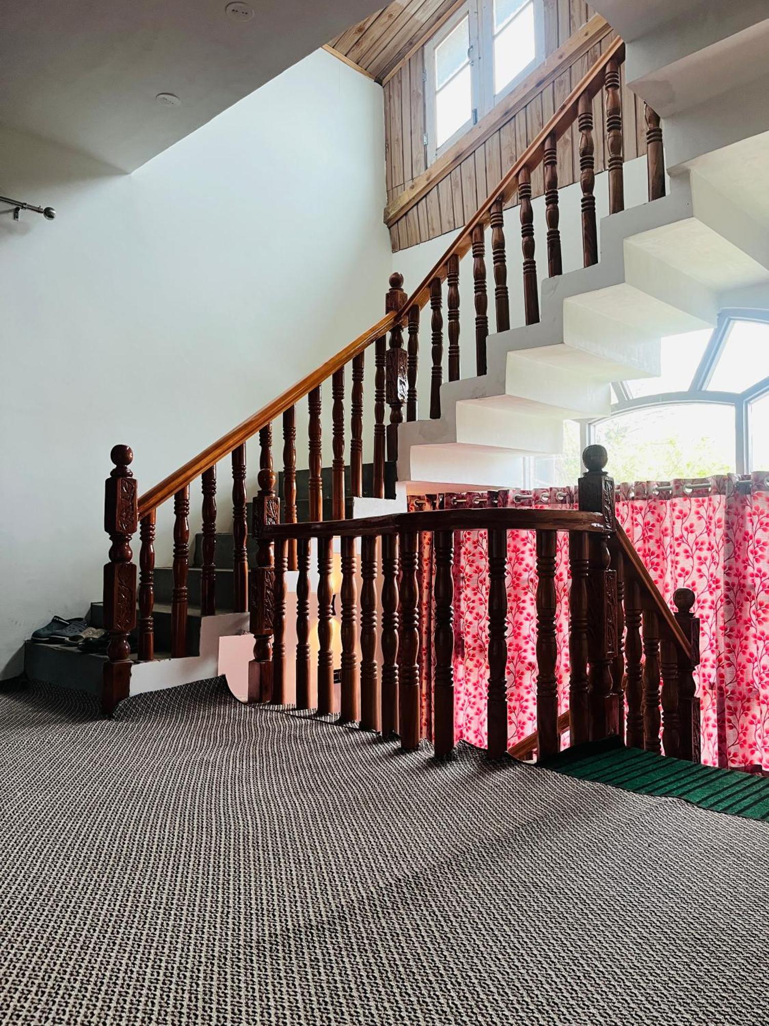 Sunset View Gulmarg Apartment Ngoại thất bức ảnh